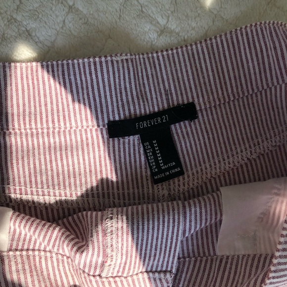 like new pink and white pinstripe mini skirt - Picture 9 of 10